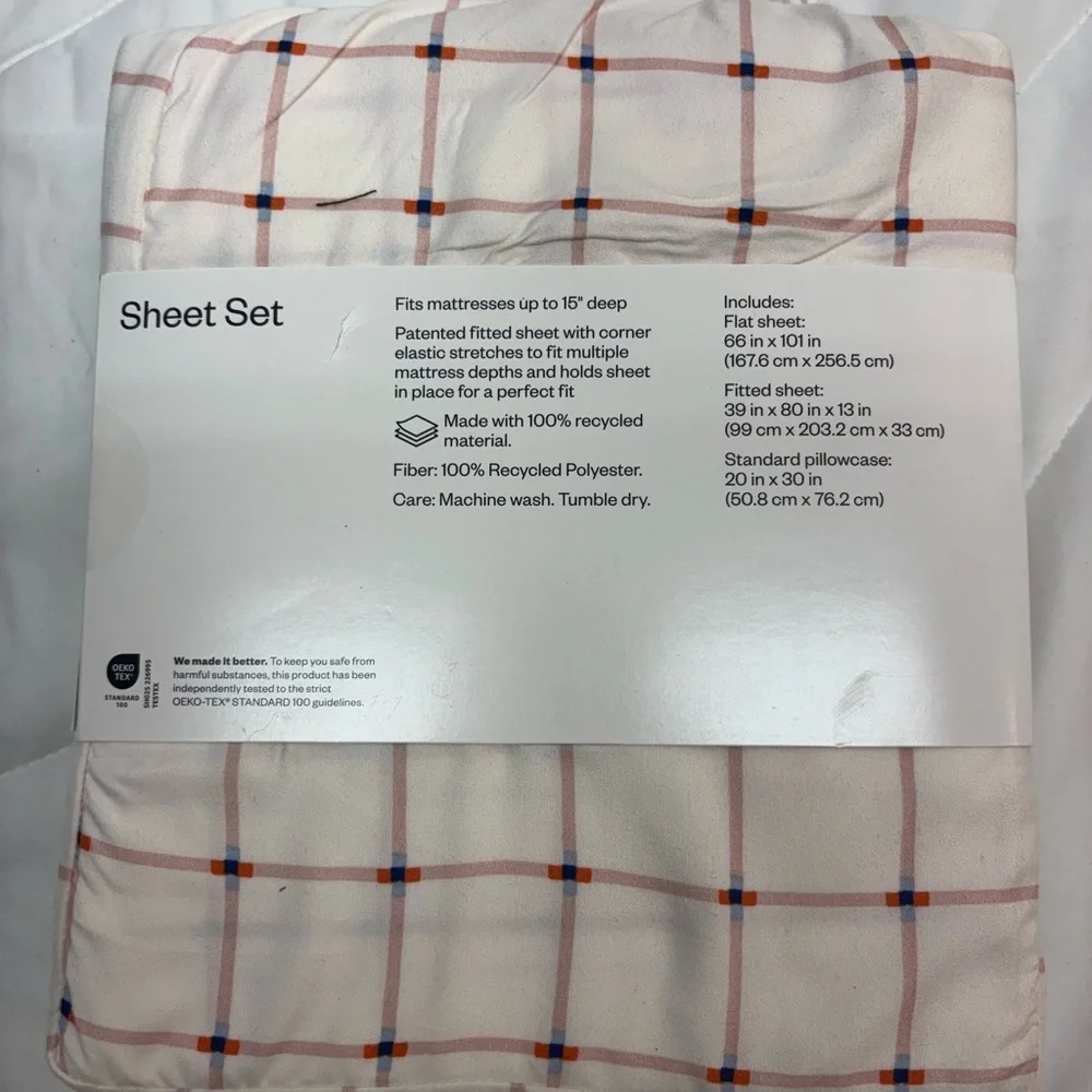 New Room Essentials Microfiber Sheet Set - White and Red Checkered Twin XL Twin